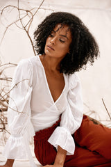 BEFORE ANYONE ELSE BAE | CHANTERELLE TOP - WHITE Shirts & Tops