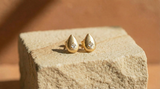 Água Mini Teardrop Studs