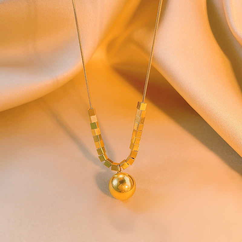 Titanium Steel Chain Is Simple And Luxurious