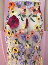 Women's Round Neck Embroidered Three-dimensional Flower Mid-length Dress