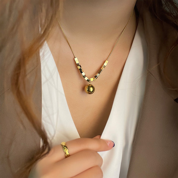 Titanium Steel Chain Is Simple And Luxurious