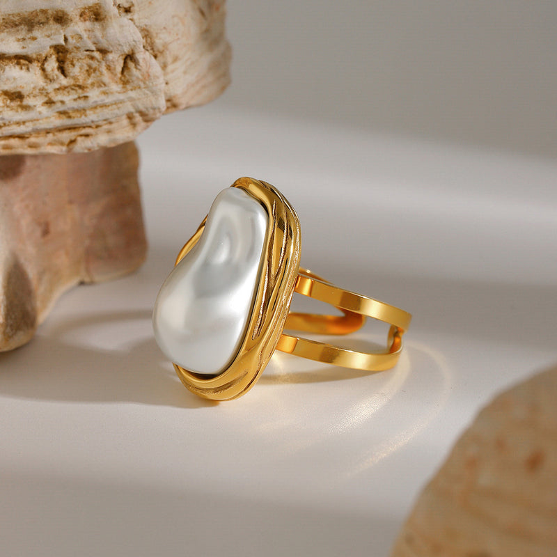 Charis Gold Pearl Ring