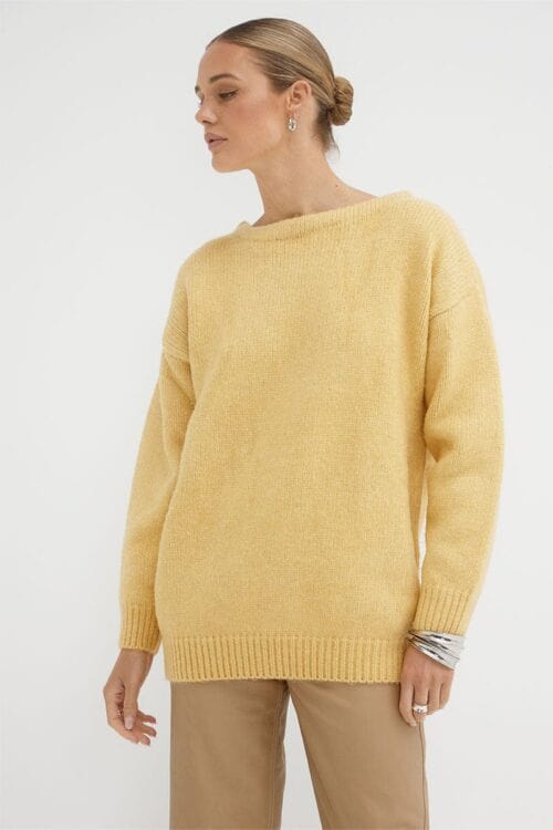 BEFORE ANYONE ELSE SARE SLOUCH SWEATER GOLDEN