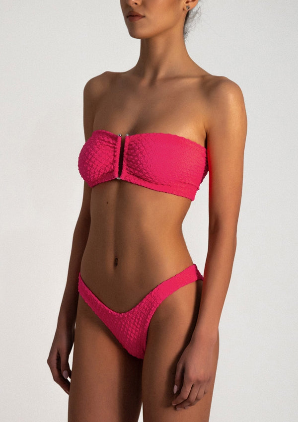 PARAMIDONNA | Joyful and cool swimwear and beachwear brand Paramidonna | FRIDA BUBBLE FUCHSIA Bikini Set